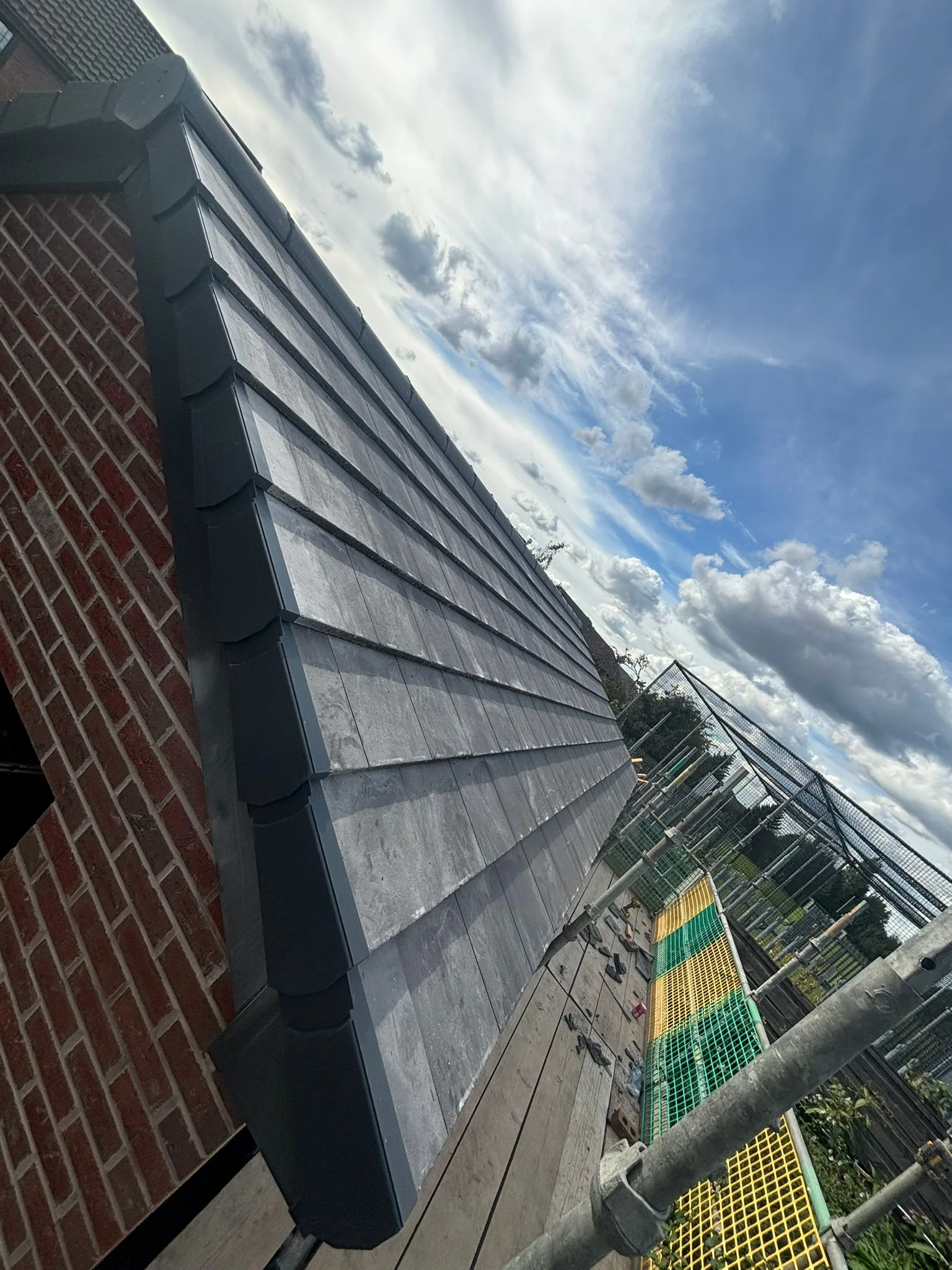 New tile roof detail