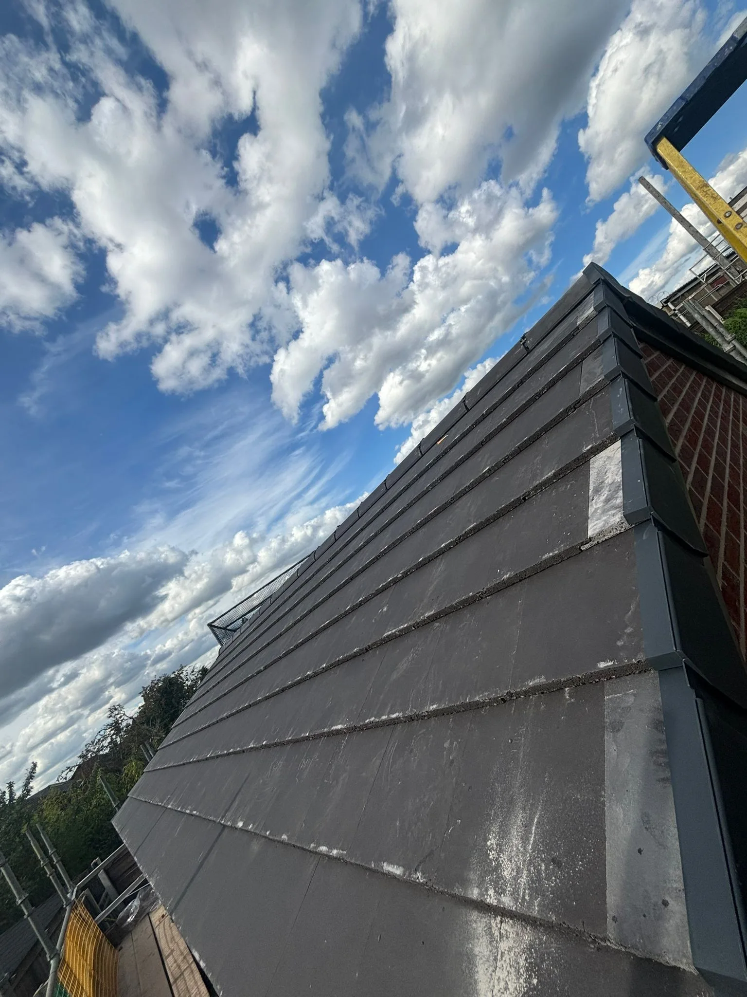 Tile roof covering